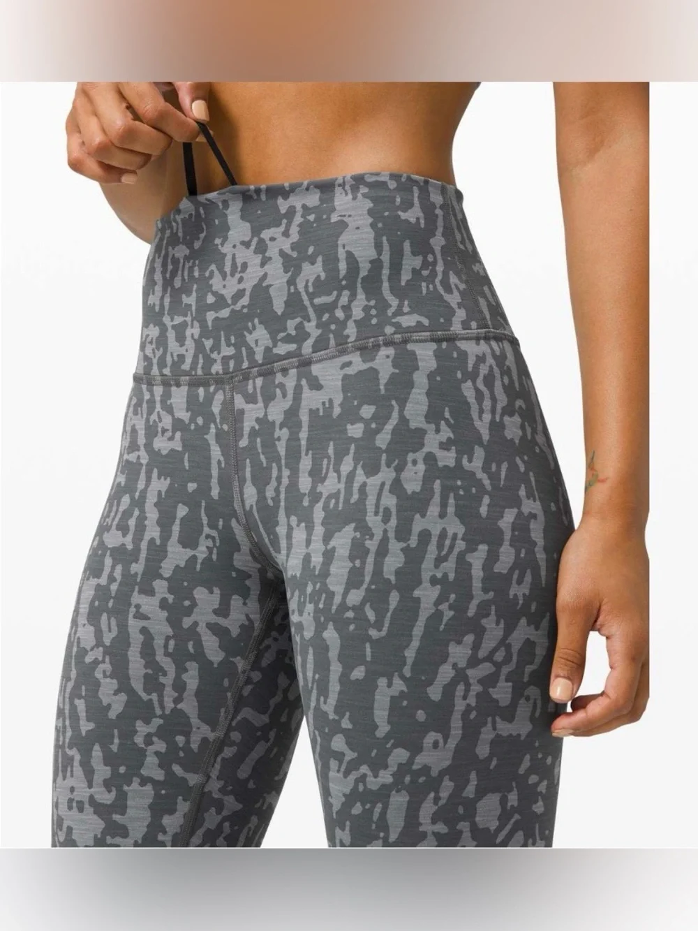 Lululemon Wunder Train High-Rise Crop 21